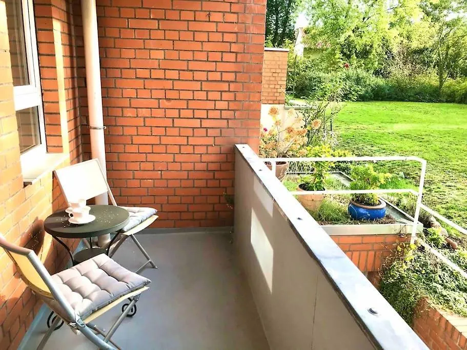 Cozy Apartment Near Maschsee, Balcony, Gardenview Hannover